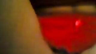 سيدة عربية بتمص وبتتناك في طيزها