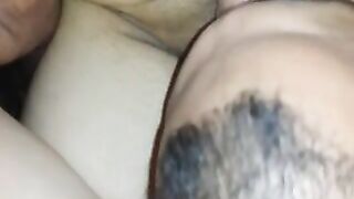 في الهواء لعق الجار كس إلى النشوة الجنسية