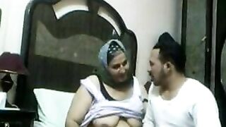 صراخ امرأة عربية 2018