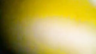 فتاة تمارس الجنس في البيت