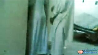 بنت مصر بتتناك وهي لابسة هدومها من شاب