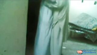 بنت مصر بتتناك وهي لابسة هدومها من شاب