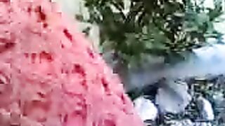 فتاة عربية تحصل على الحمار استغل من قبل زوجها صديق