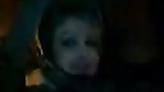 اللسان في ركوب سيارة أجرة والجنس العامة