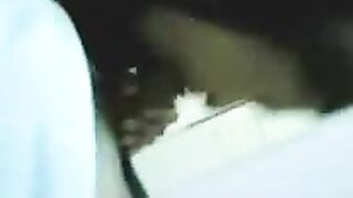 عربية جميلة تعمل بلوجوب