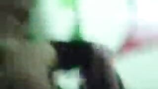 فادية السورية و حبيبها الي ينيك طيزها بعنف وبدون رحمة
