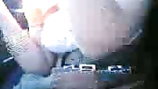 ست سعودية عند شيخ يخلعها ويلعب في كسها وطيزها