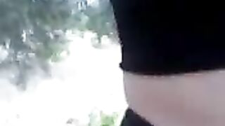 شابه سورية بتستمتع بزبر كبير في العلن