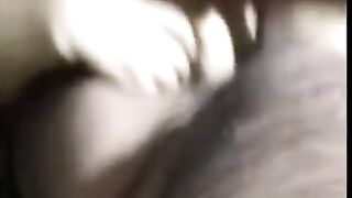 عراقية بتستخدم بقها وبزازها في مص زبر كبير