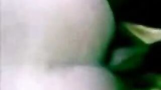 بنت اردنيه شرموطه بتتناك في طيزها