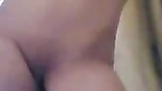 اسخن نيك محارم شاب مصري ينيك اختة المحجبة في البيت