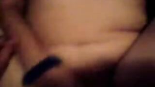 سكس مصرى شرموطة مصرية هايجة تتناك من كسها