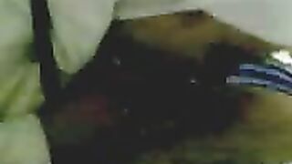 ممرضة مصرية محجبة تمص الزب