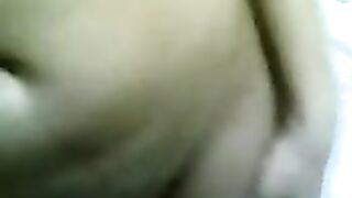 كتكوته محجبه تقلع ويبعبص كسها الصغير وتتناك للخصيان