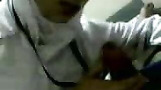 طبيبة سورية