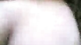 لعق الحمار يضرطن