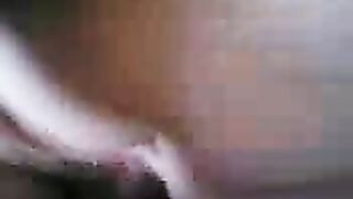 شرموطة مصرية مع الزبون وحكاية يلا ننيك