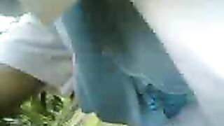 ننيك علني لمحجبة وسط الغابة