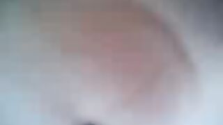 بنت محجبة تنتاك في السيارة