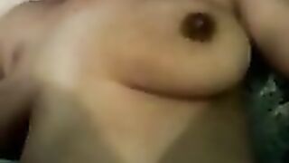 كابل  عربي بيستمتعوا بالجنس في السرير