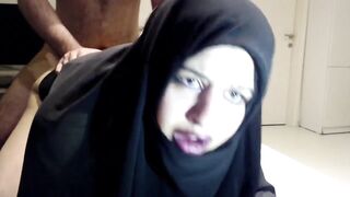 ينيك حبيبته بالمخزن تونسية