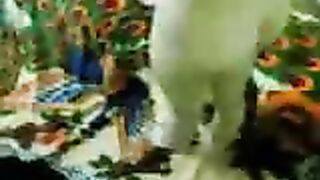 موزة عربية جسمها كرباج بتستعد للنيك