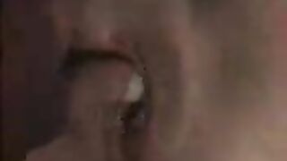 سيدة عربية تمارس صغيرة تمارس الجنس الفموي